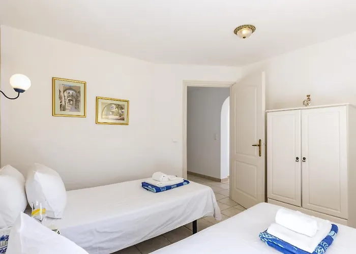 Casa Kailani Villa *